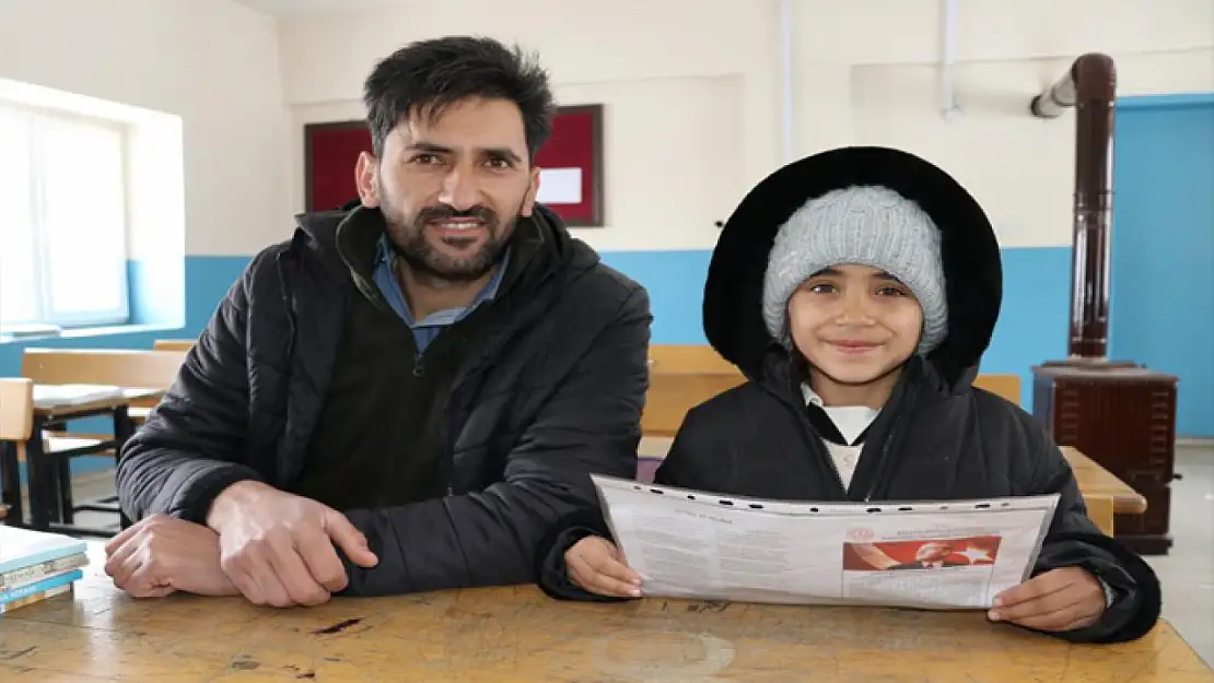 Van'da tek öğrencili okulda karne heyecanı