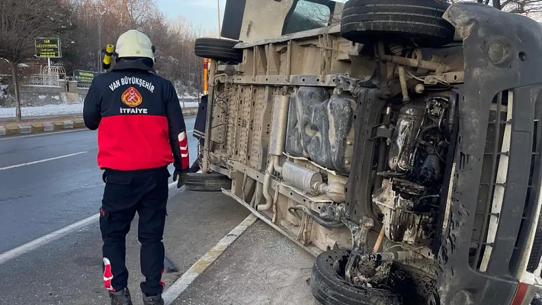 Van'da trafik kazası: 2 yaralı