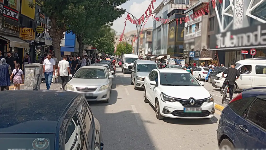 Van'da trafik ve otopark sorunu kronikleşiyor