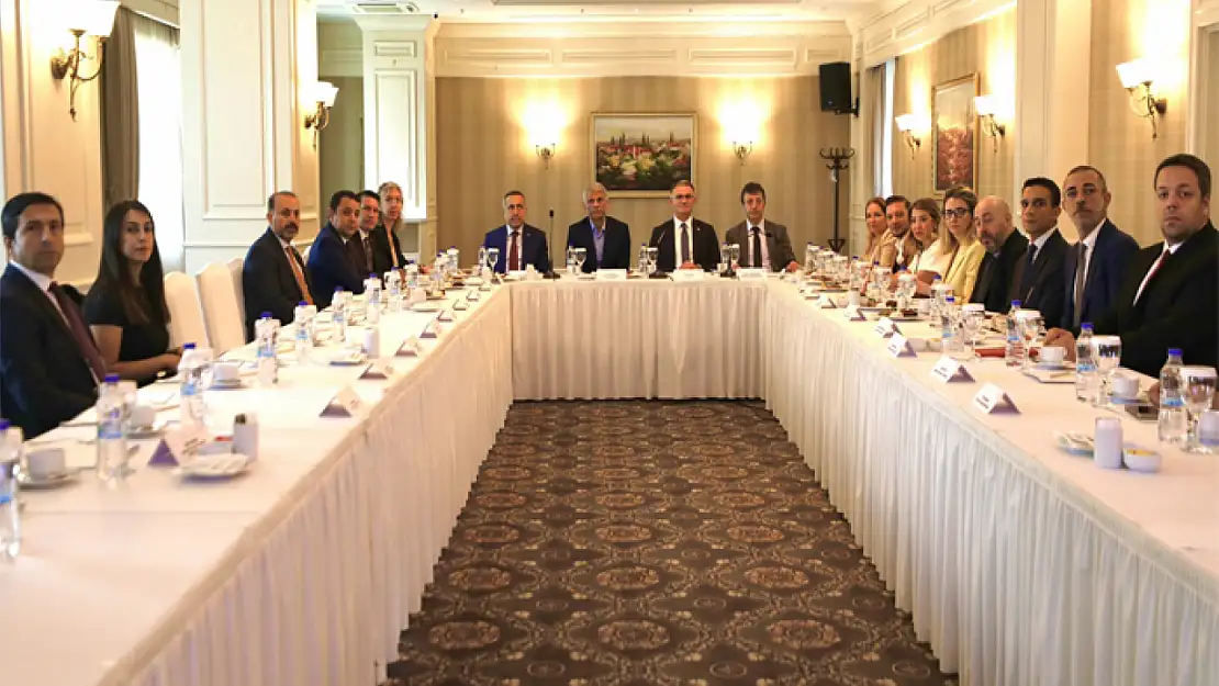 Van'da turizm tanıtım ve geliştirme toplantısı yapıldı