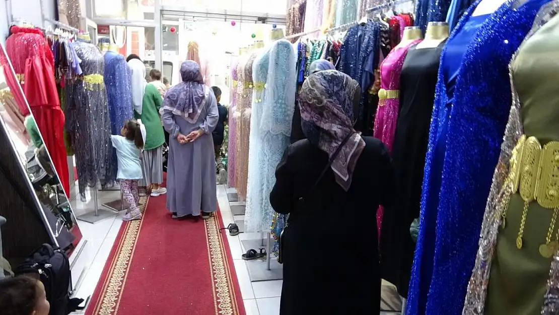 Van'da yöresel kıyafetlere yoğun ilgi