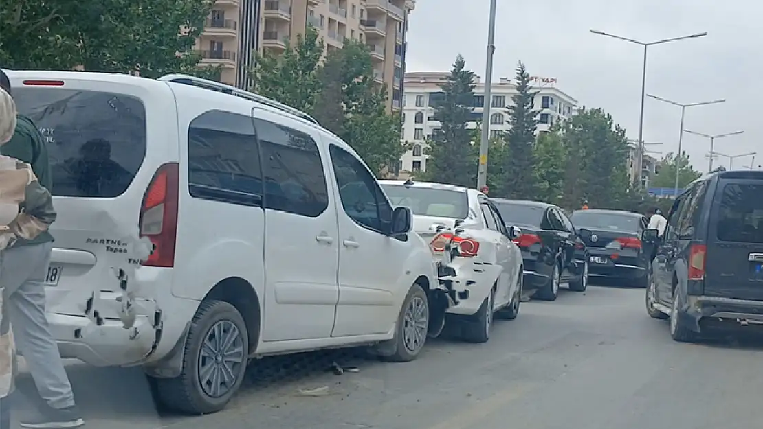 Van'da zincirleme kazalar meydana geldi