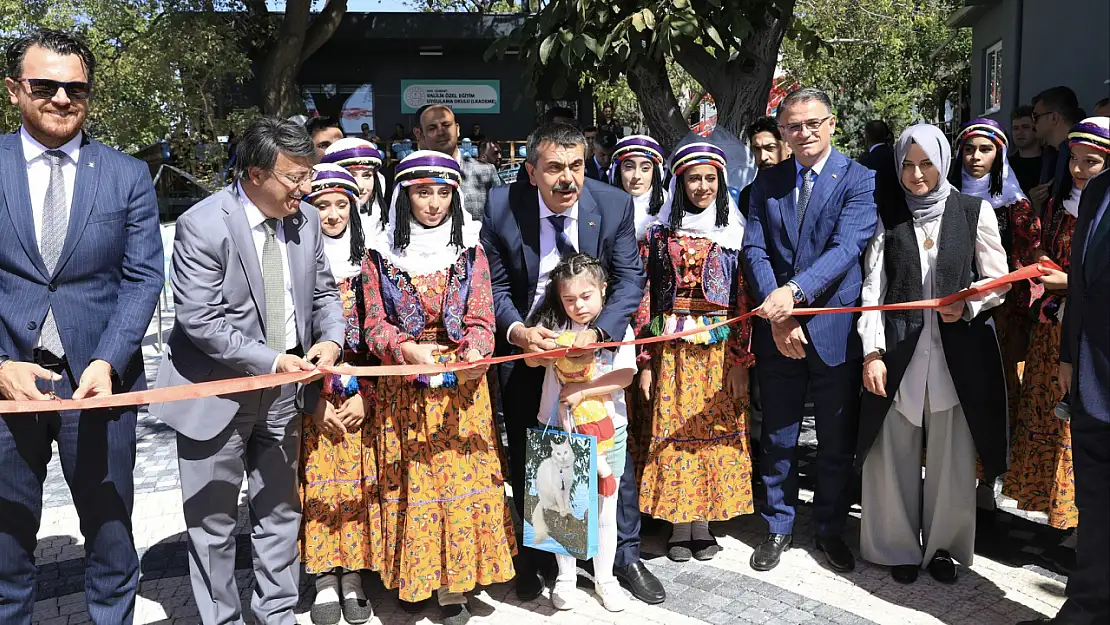 Van'daki O Evin Açılışı Yapıldı