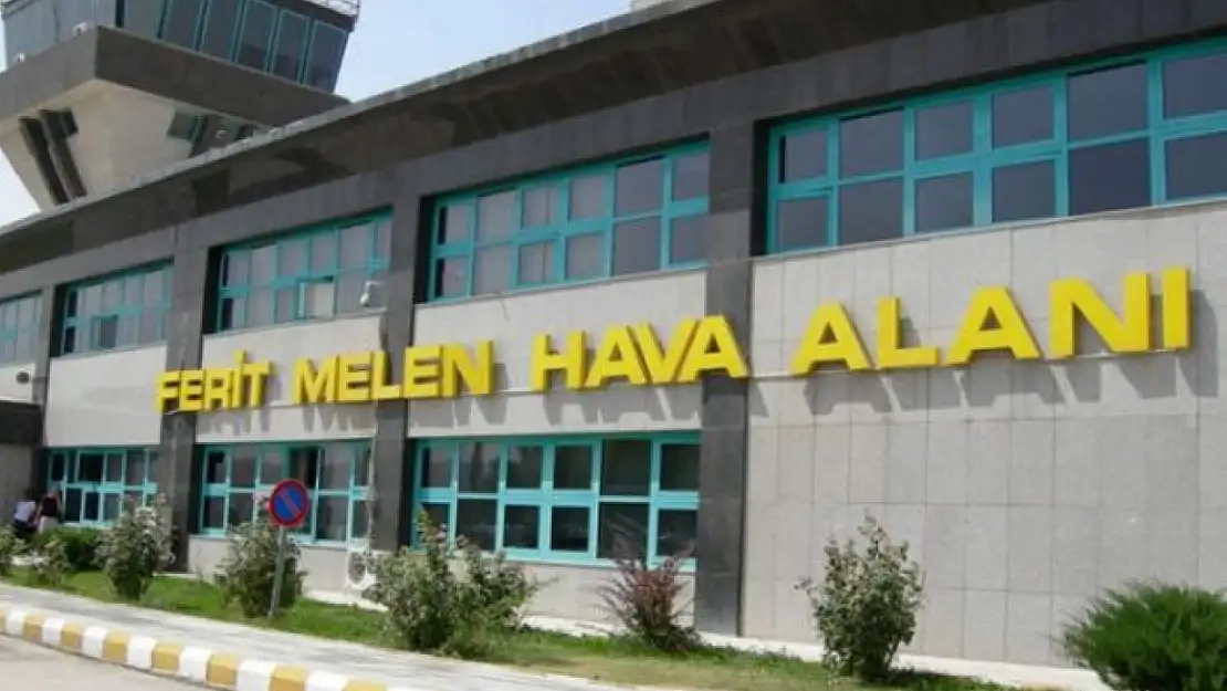 Van Ferit Melen Havalimanı arazisindeki otlar satışa çıkıyor