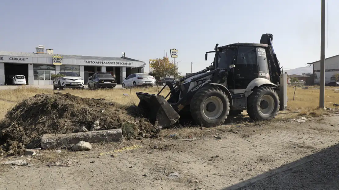 Van oto sanayi sitesi harfiyattan temizlendi