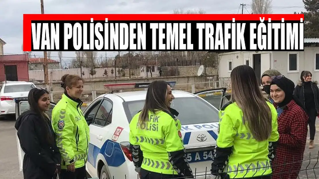 Van polisinden temel trafik eğitimi