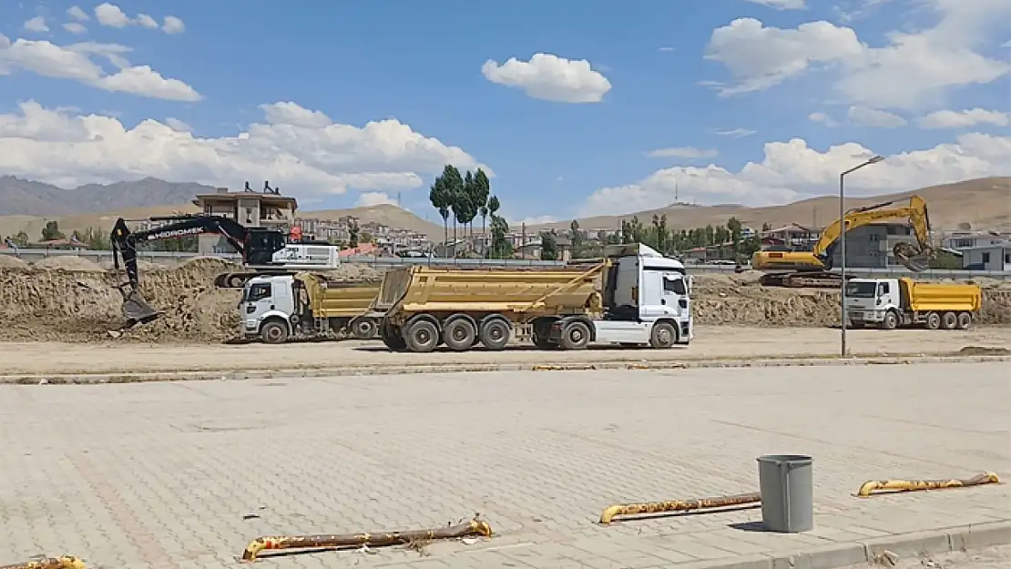 Van Şehir Hastanesi'nin yapım çalışmaları tüm hızıyla devam ediyor