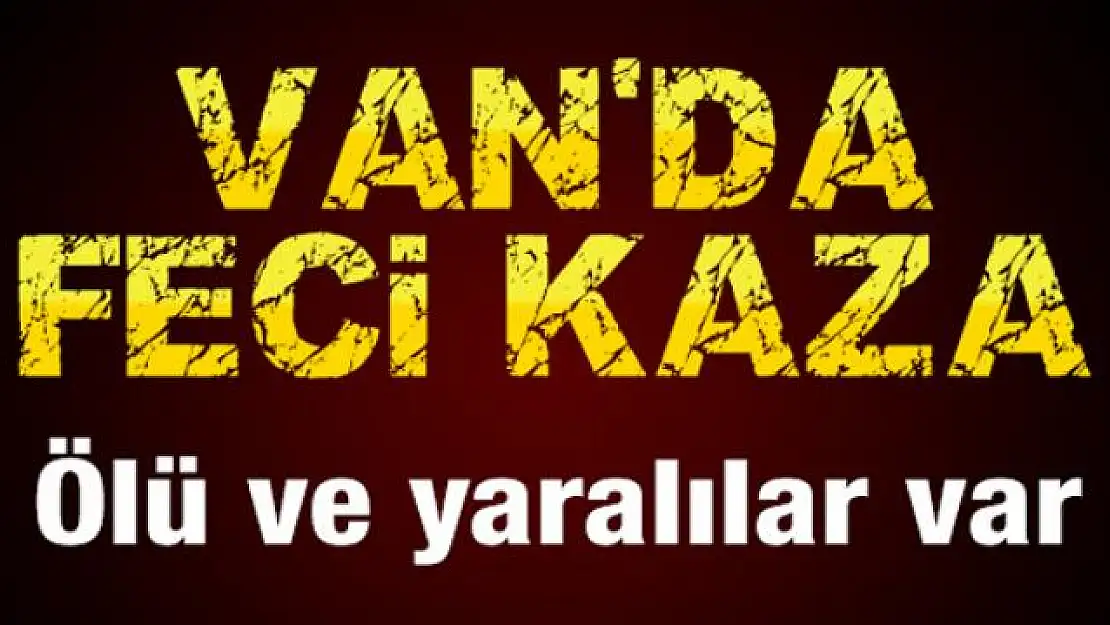 Otomobille minibüs çarpıştı: 1 ölü, 11 yaralı