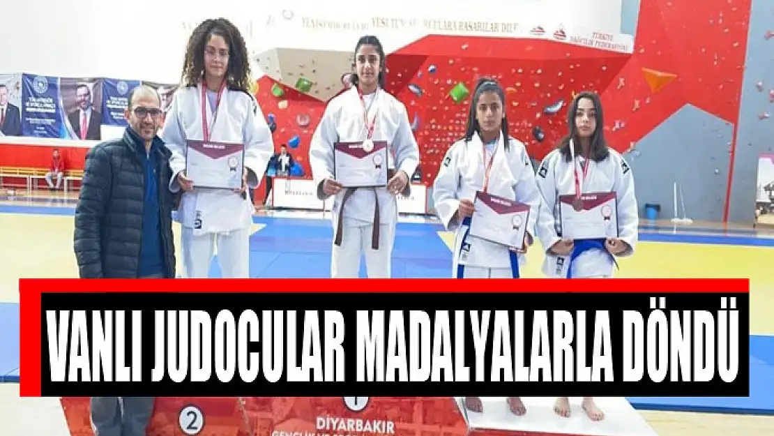 Vanlı judocular madalyalarla döndü