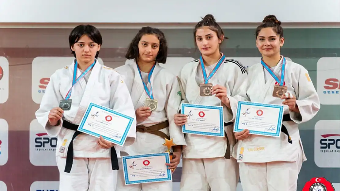 Vanlı Judoka Işıl Sinem 2025 Milli Takım kadrosunda