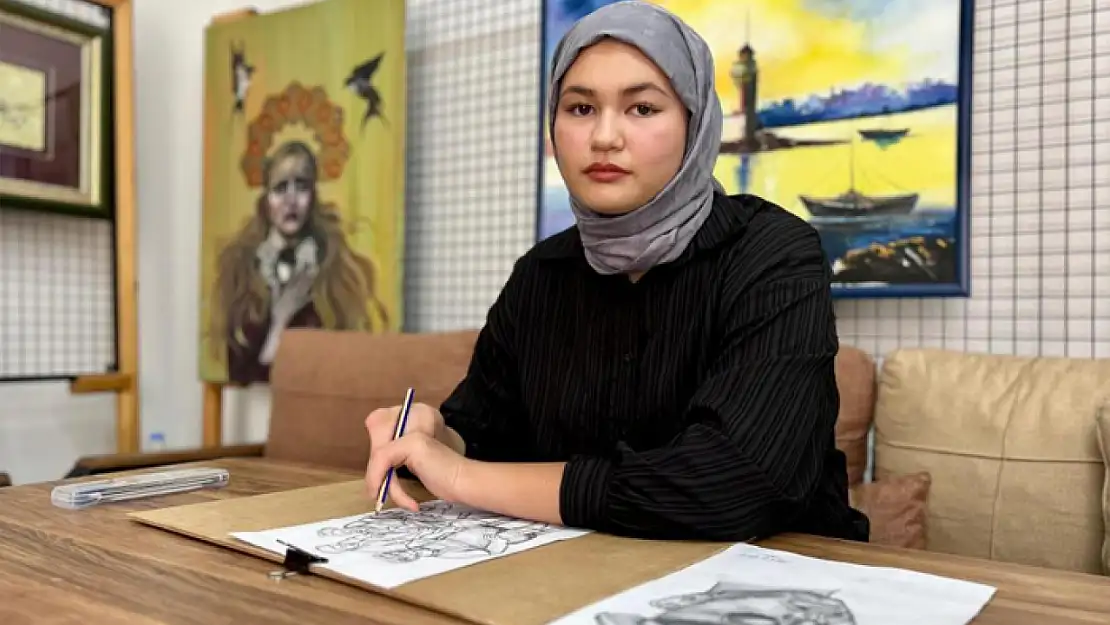 Vanlı Melek engelleri resim sanatıyla aştı
