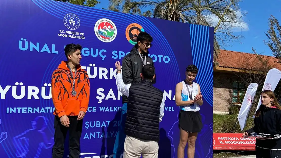 Vanlı sporcu Berat Türkiye üçüncüsü oldu