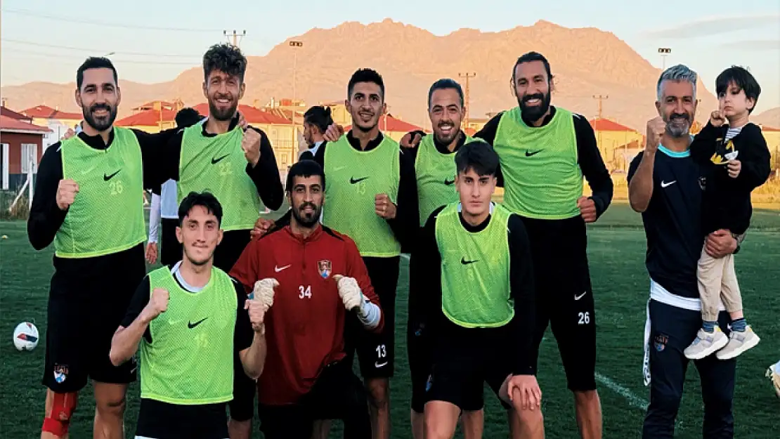 Vanspor sevdalıları, ey Vanlılar gün bugün