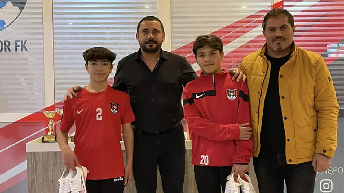 Vanspor U-14 takımında iki futbolcuya milli takım yolu