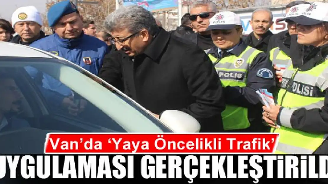 Van'da 'Yaya Öncelikli Trafik' etkinliği