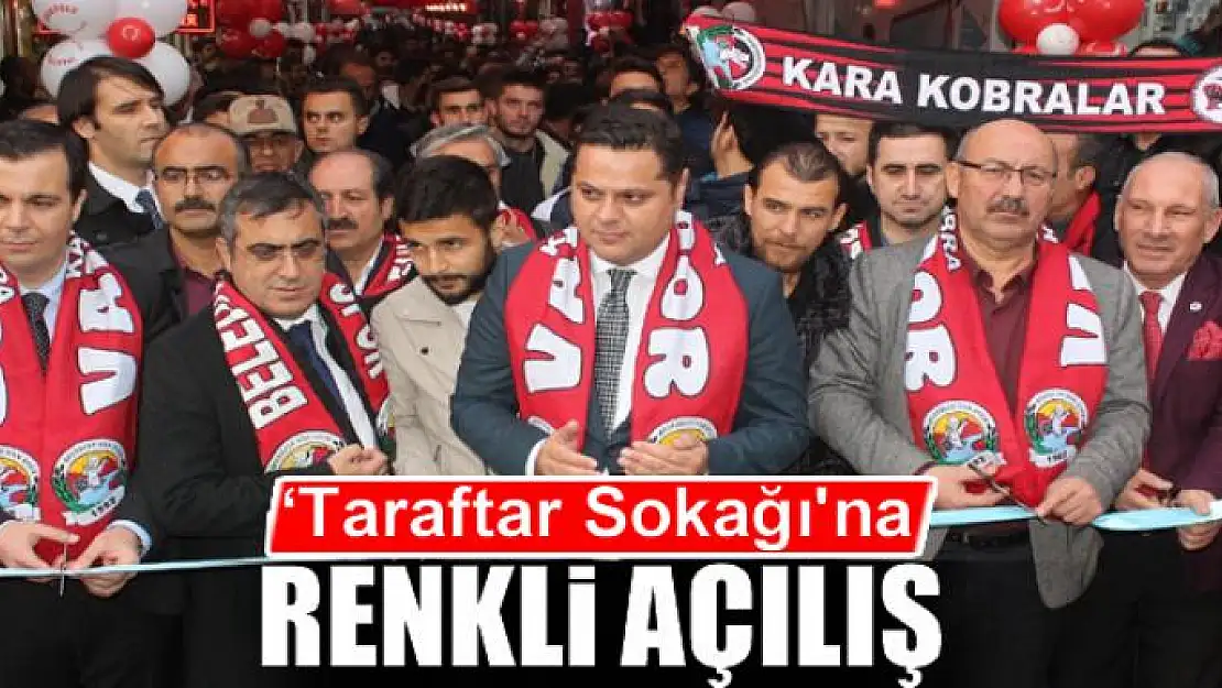 'Taraftar Sokağı'na renkli açılış