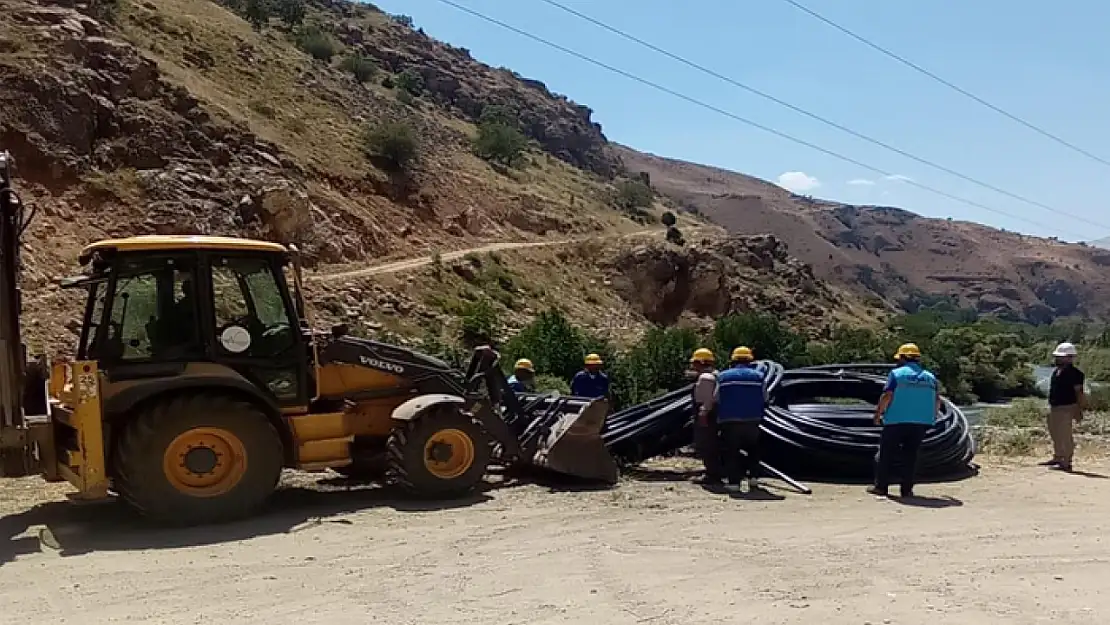 VASKİ'den bir haftada 5 bin 600 metre isale hattı