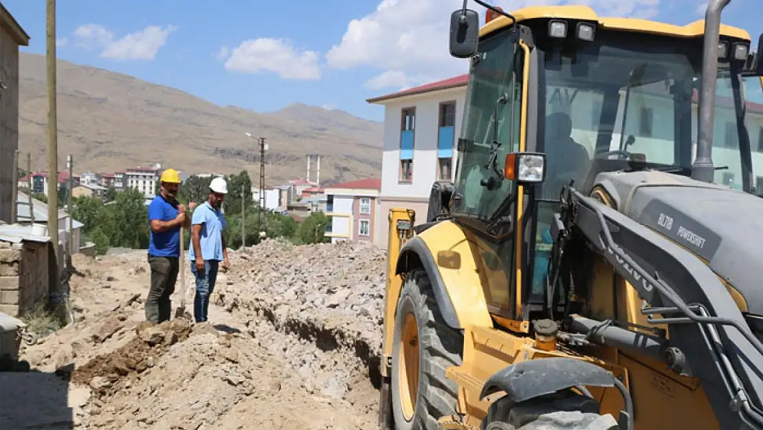 VASKİ'den Muradiye ve Erciş'te altyapı atağı