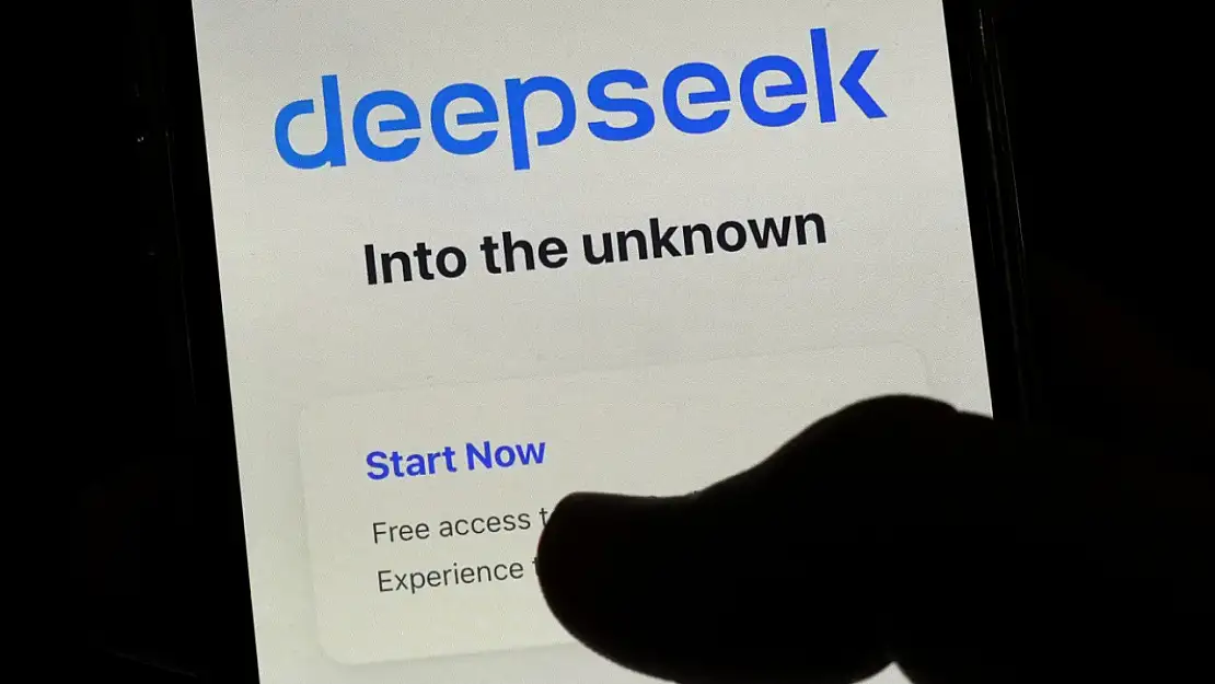 Yapay zeka dünyasında Çin'in DeepSeek uygulaması ChatGPT'ye rakip oldu