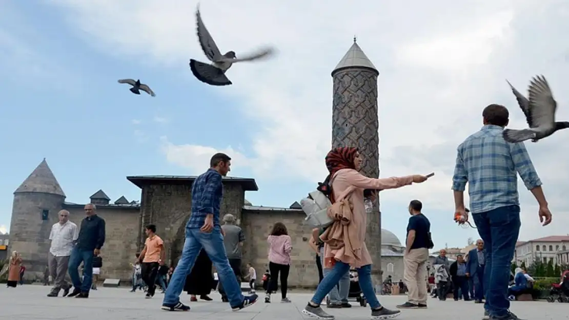 Yaz geliyor, cilt kanserine dikkat