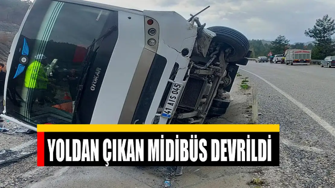 YOLDAN ÇIKAN MİDİBÜS DEVRİLDİ