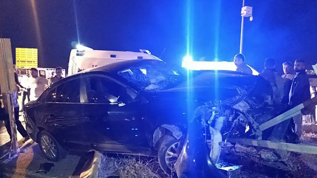 Yüksekova'da trafik kazası: 4 yaralı