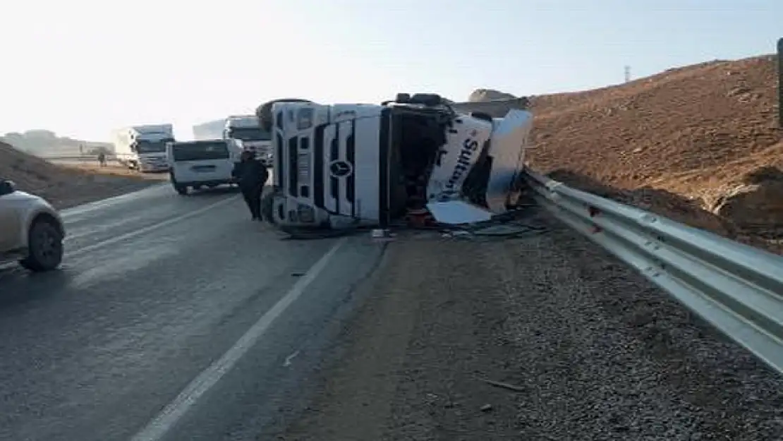 Yüksekova-Van karayolunda trafik kazası