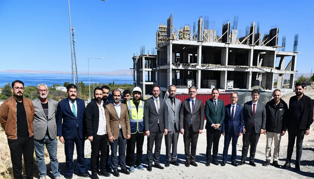 Edremit'te 130 yataklı kız hafızlık kursu inşaatı devam ediyor