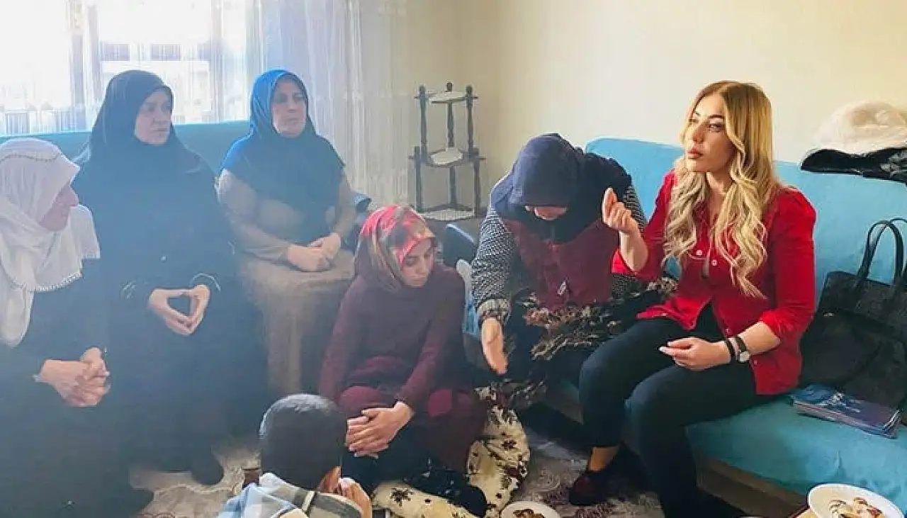 Aslan'dan hane ziyareti