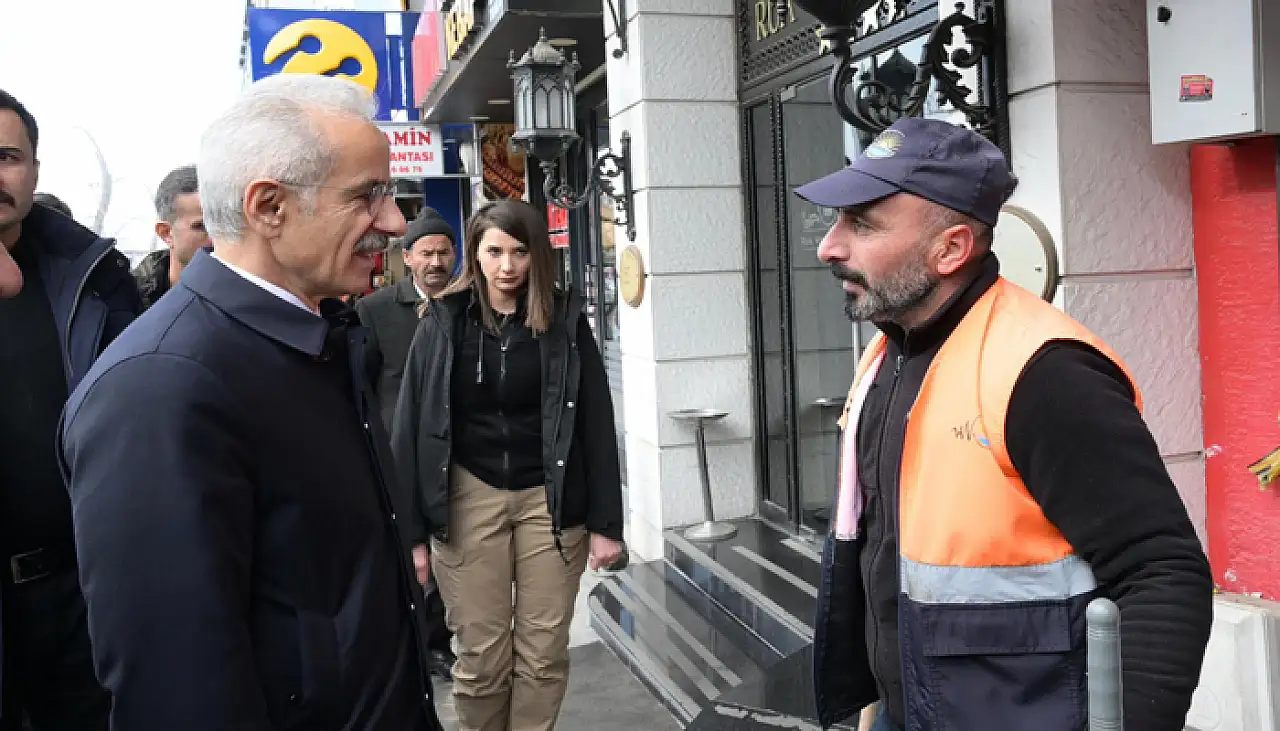 Bakan Uraloğlu'ndan esnaf ziyareti