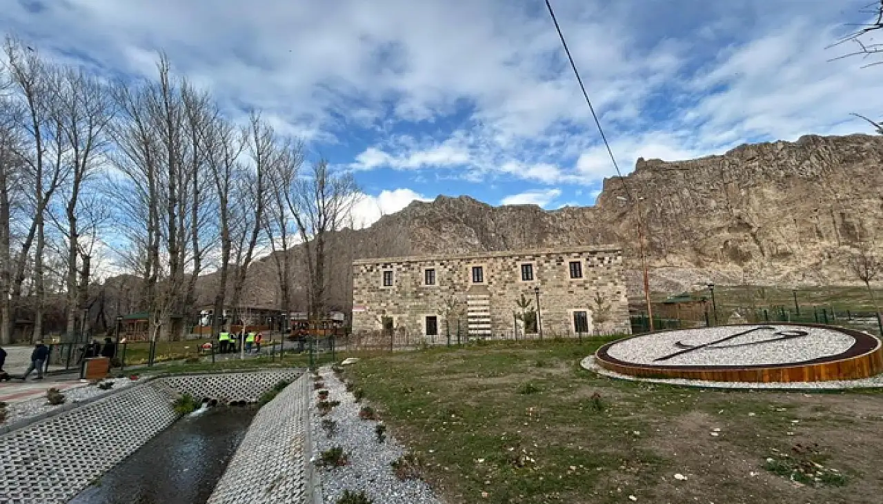 Asırların izini taşıyan Horhor Medresesi Camii, çevre düzenlemesiyle yeniden nefes aldı