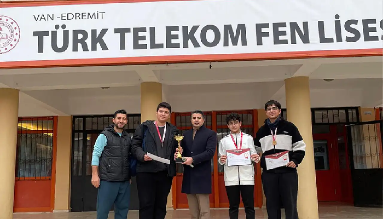Van Türk Telekom Fen Lisesi Masa Tenisi Takımı Van İl Birincisi oldu