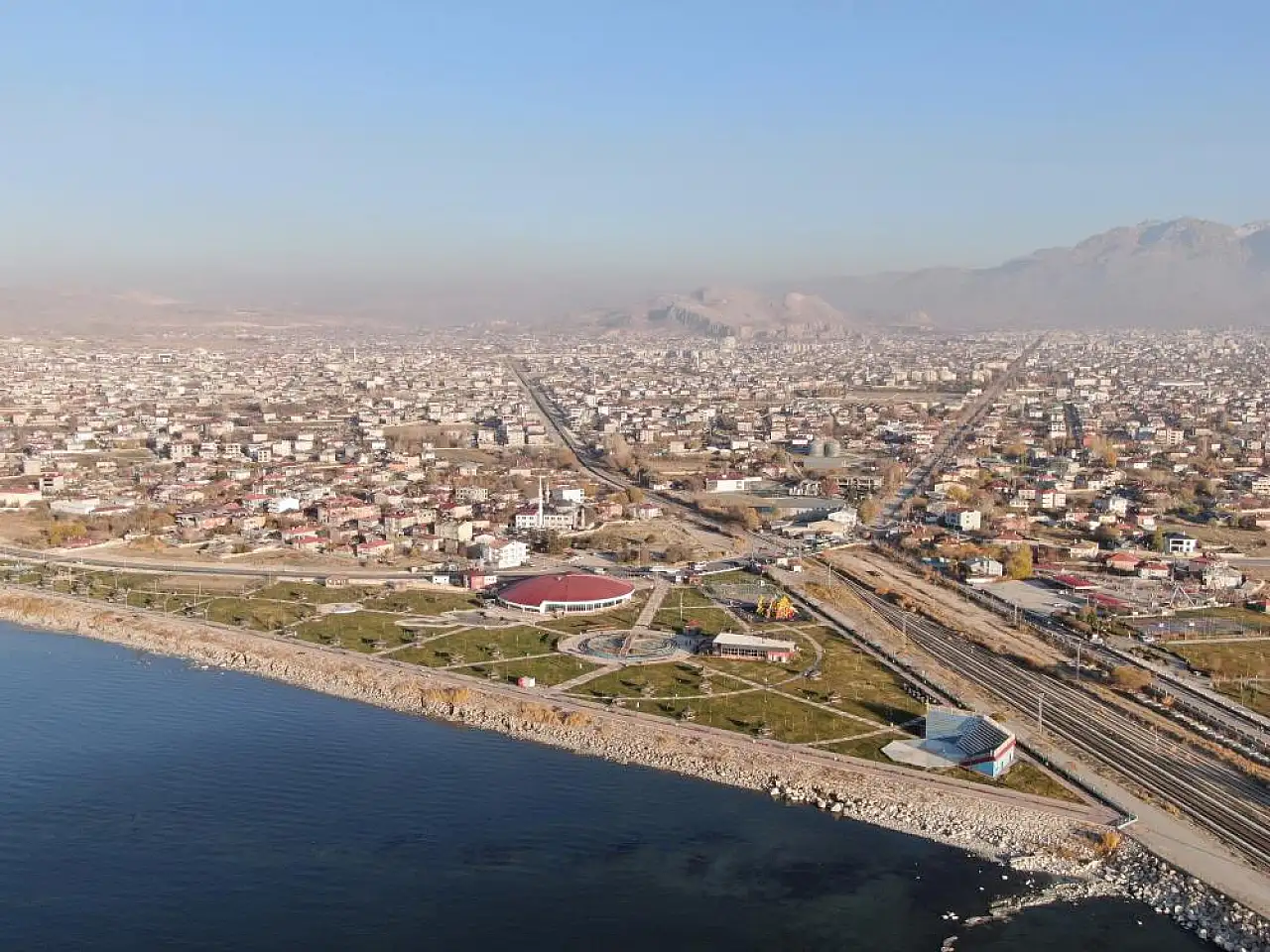 Van'da gece ve gündüz birbirinden ayrı güzel