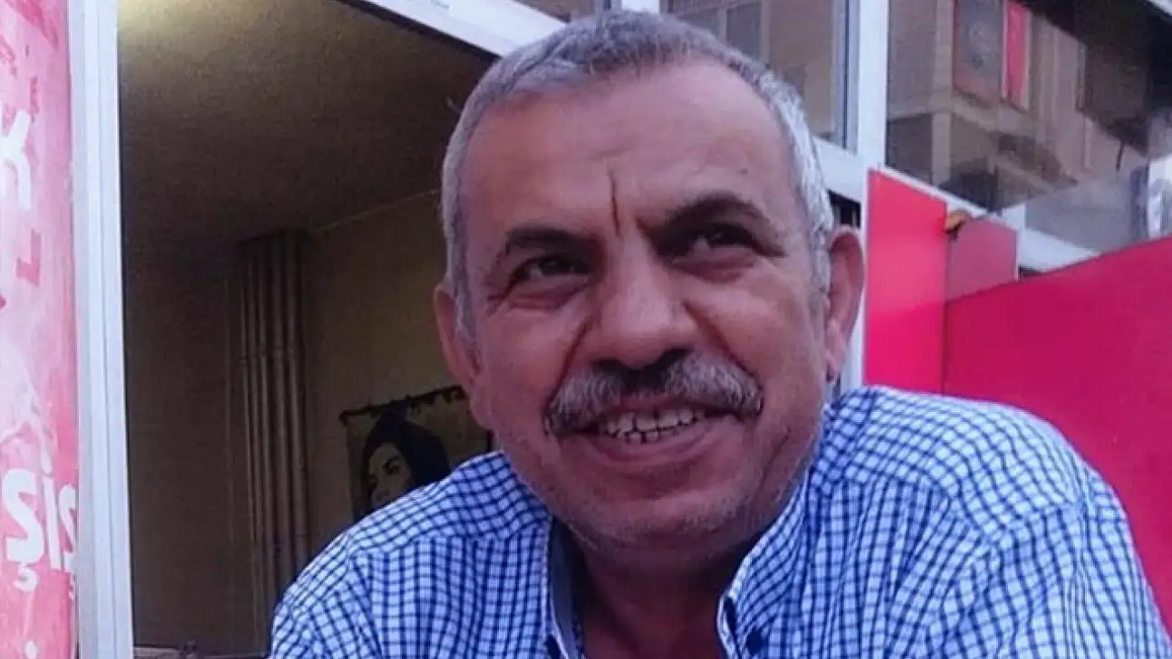 Kalp krizi geçiren esnaf hayatını kaybetti