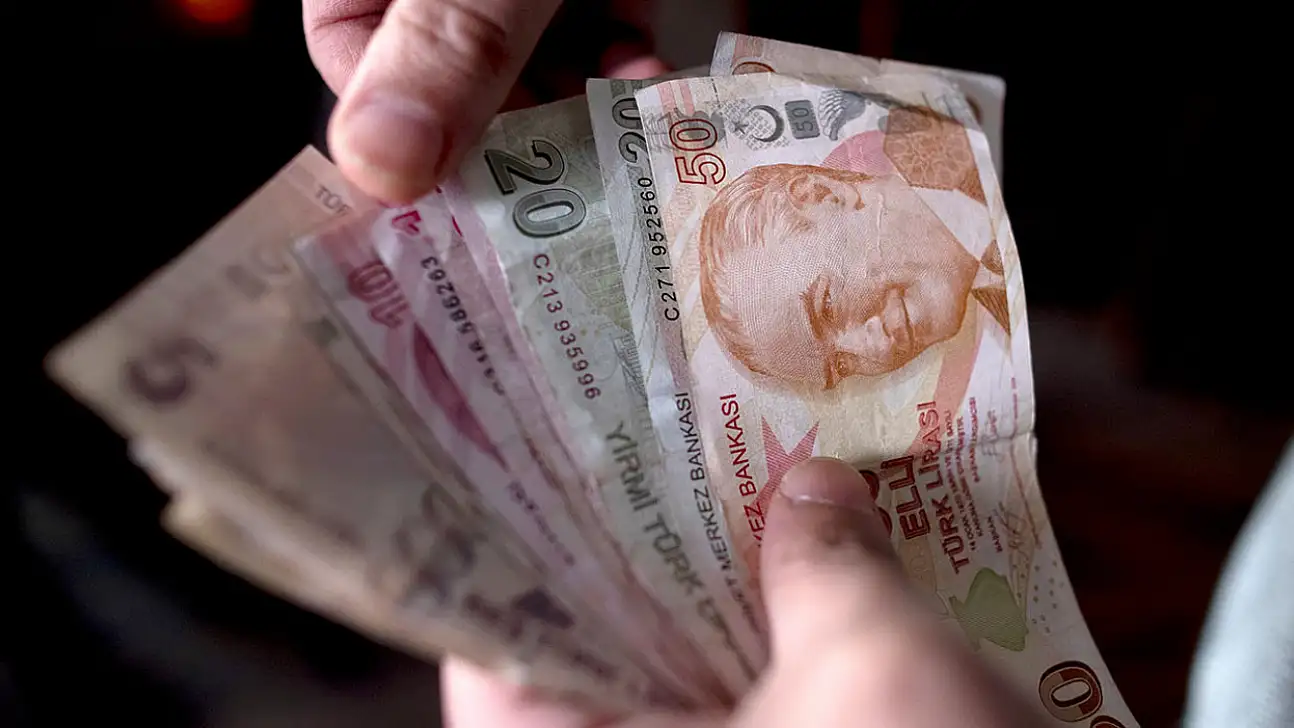 Merkez Bankası faizi 100 baz puan düşürdü