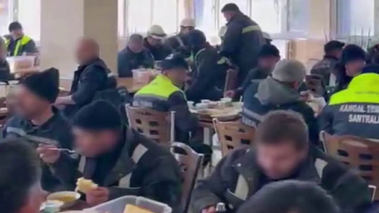 Torku iştirakinde kriz sürüyor, işçiler bu kez kaşıklı eylem yaptı