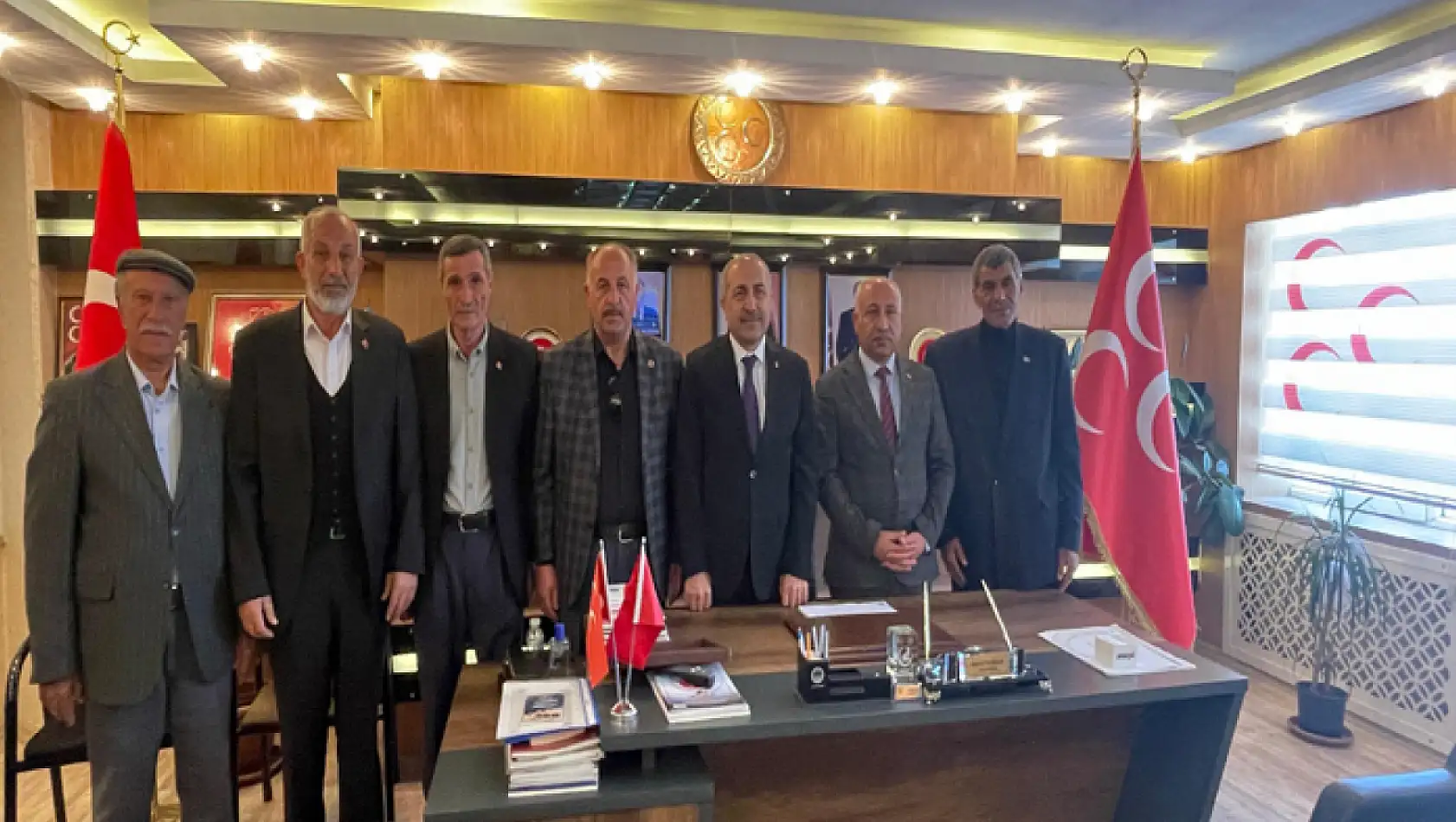 AK Parti heyetinden MHP'ye ziyaret