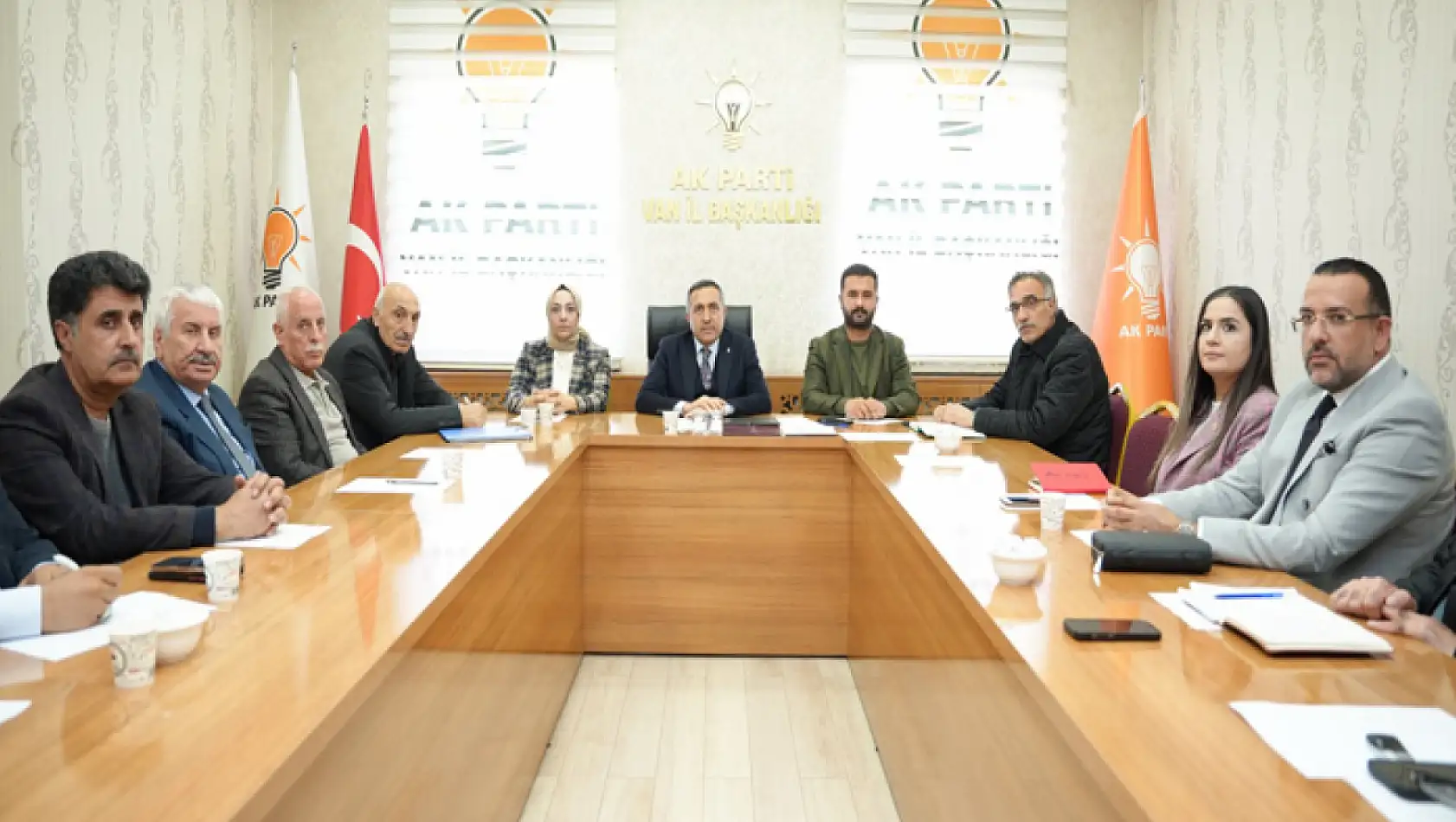 AK Parti yönetimi toplandı