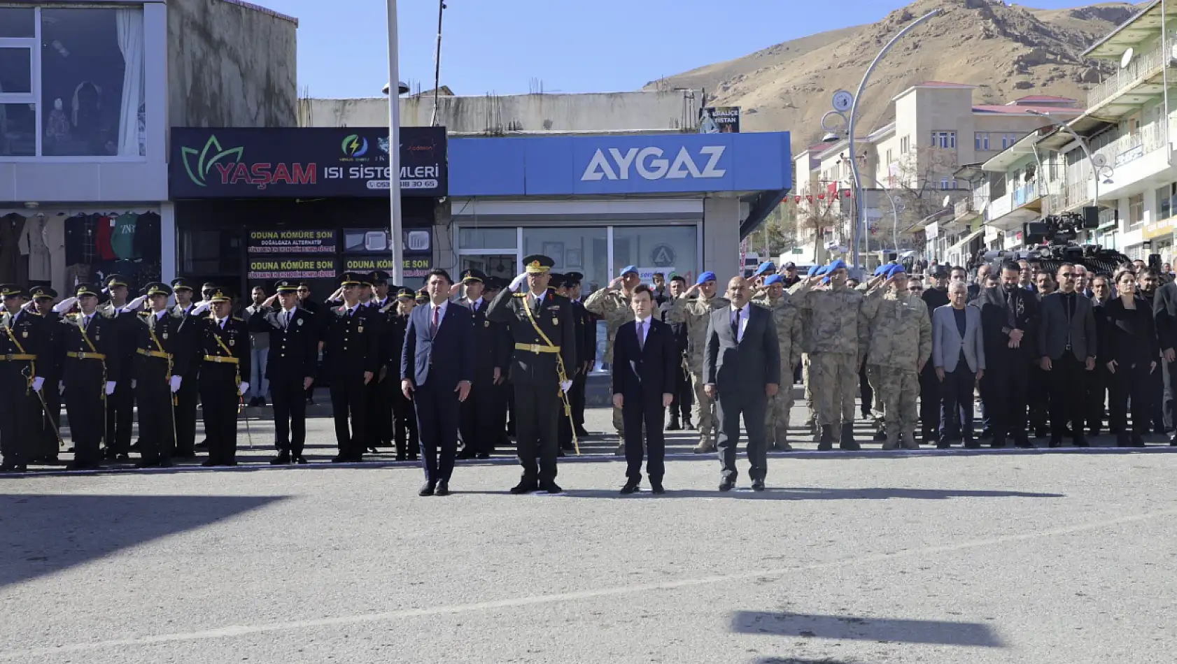 Başkale'de 29 Ekim töreni düzenlendi