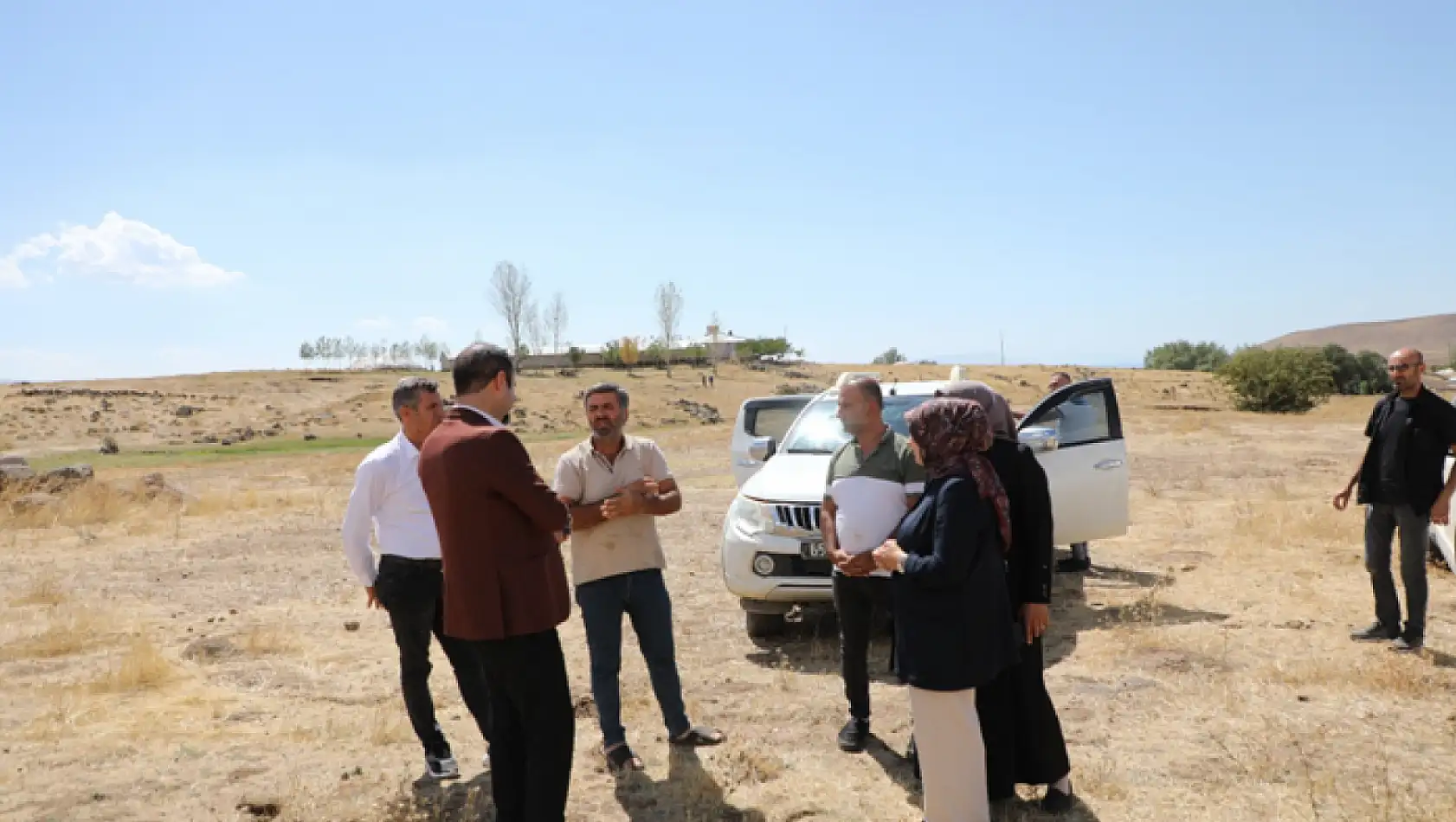 Başkan Bilici, Topraklı Mahallesi Deredam Mezrasını ziyaret etti