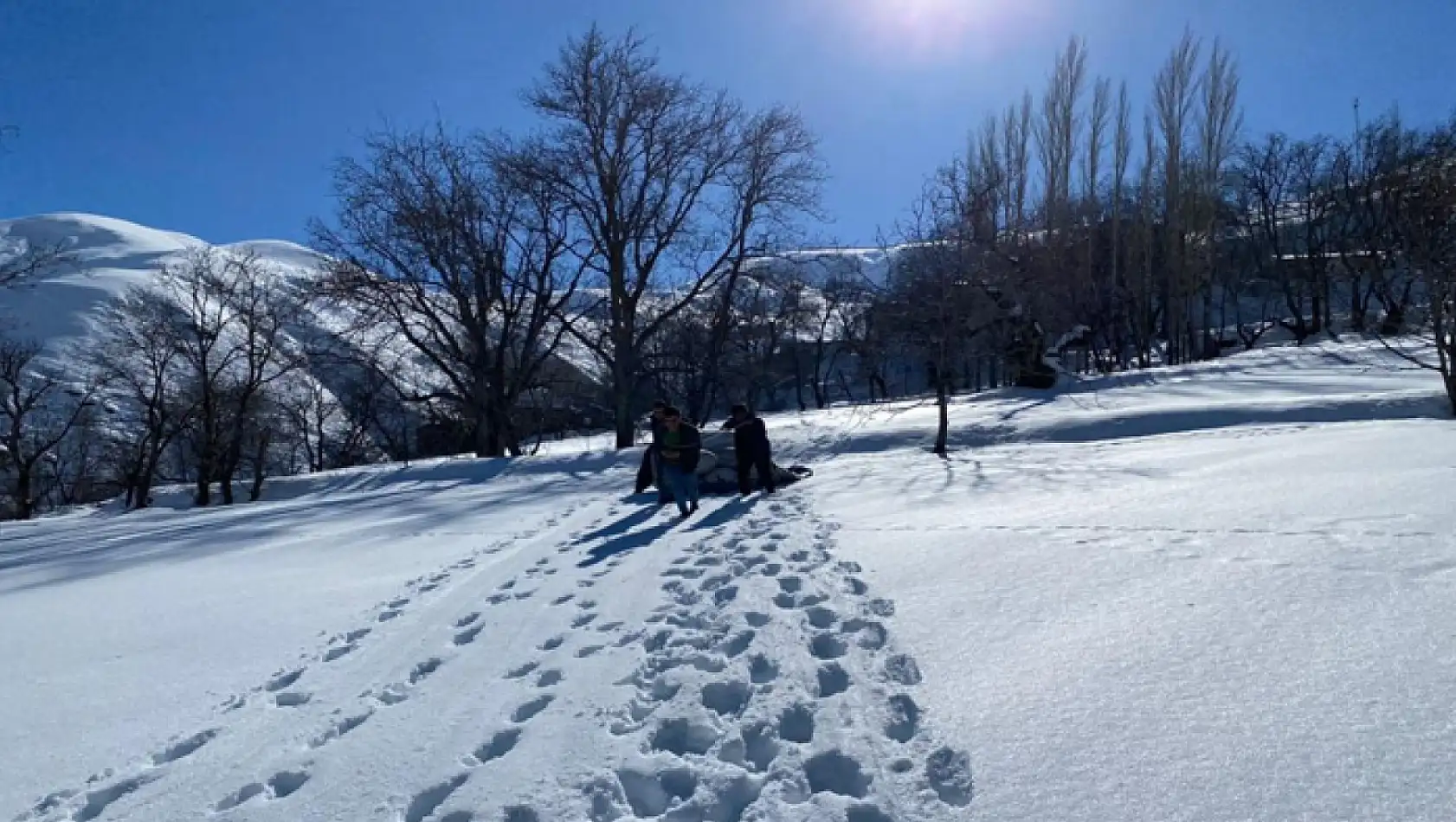 Besicilerin zorlu kış mesaisi sürüyor