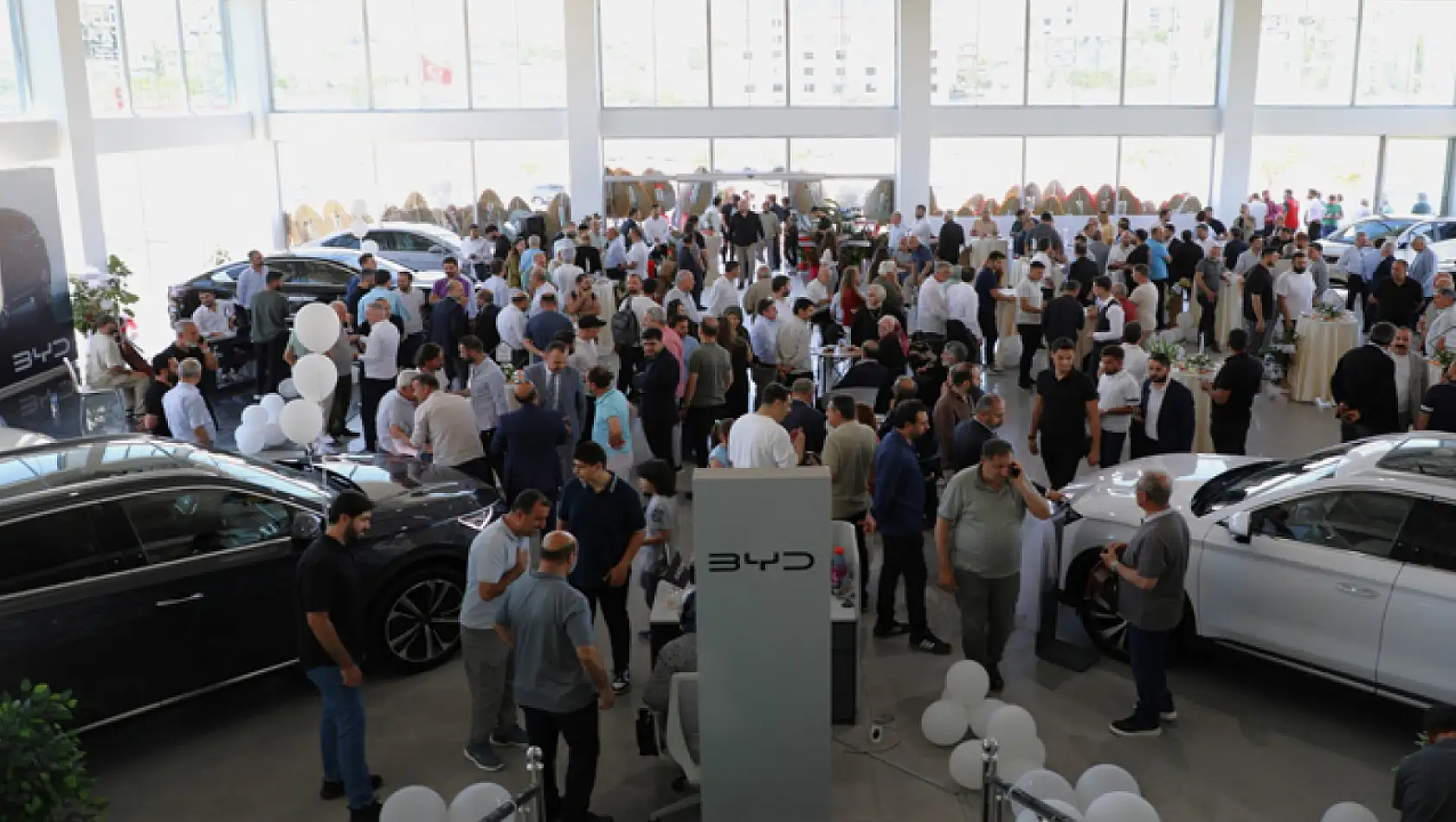 BYD, Arden çatısı altında Van'da açıldı