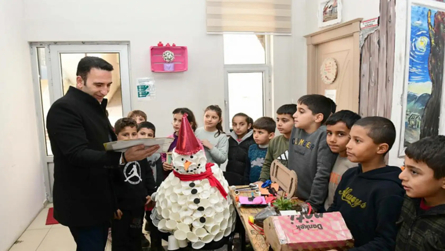 Çatak'ta Sıfır Atık ve Geri Dönüşüm Sergisi açıldı