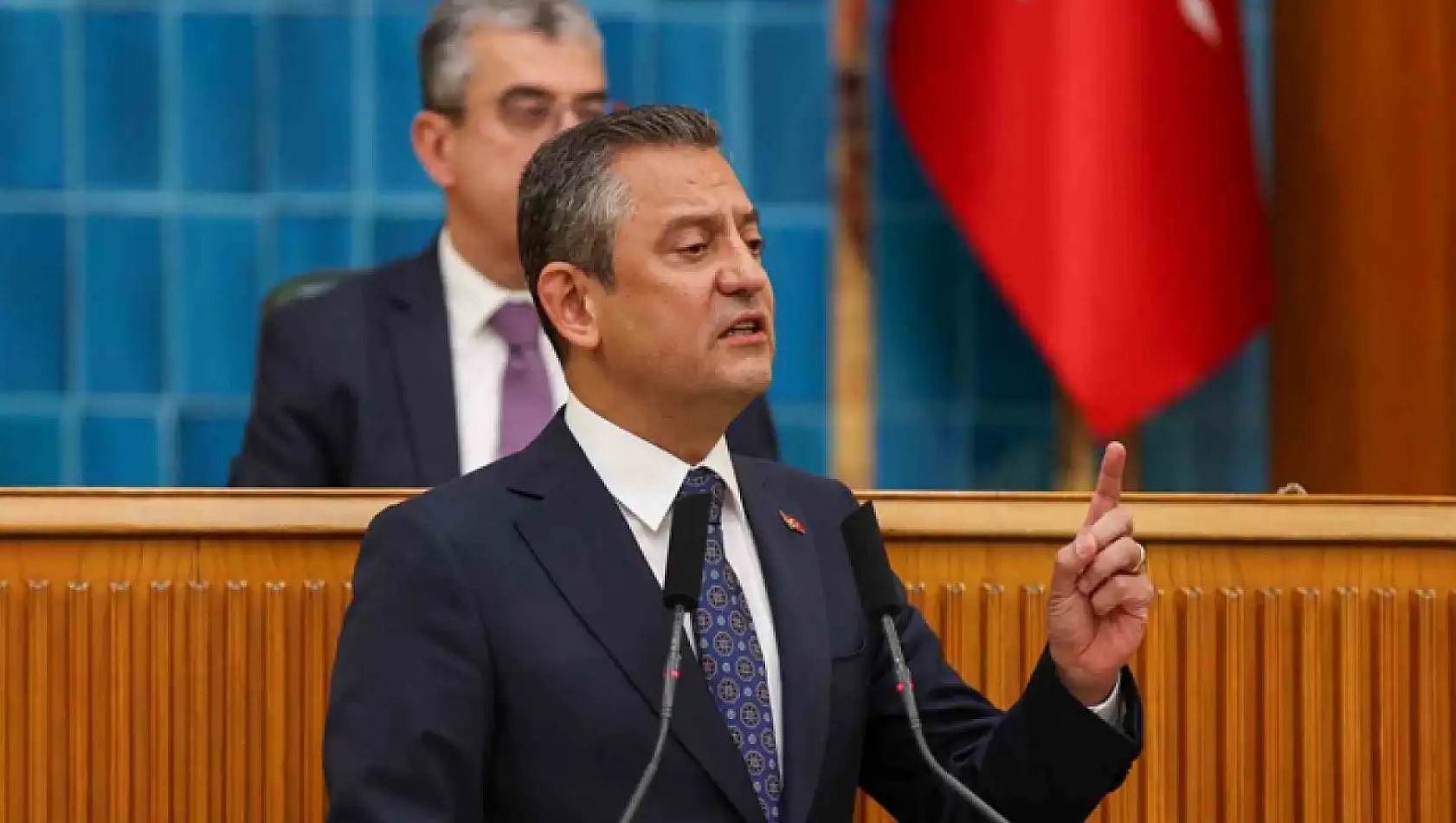 CHP Genel Başkanı Özel'den önemli açıklamalar