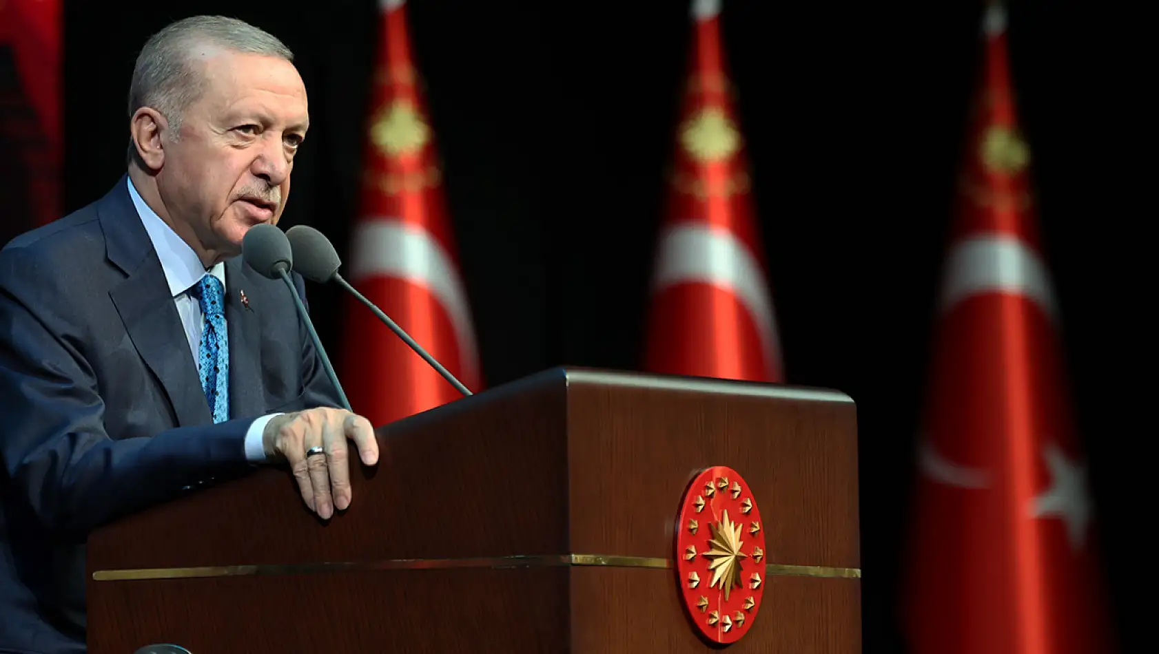 Cumhurbaşkanı Erdoğan: 'Gençlerimizi modern popüler kültürün insafına terk edemeyiz'