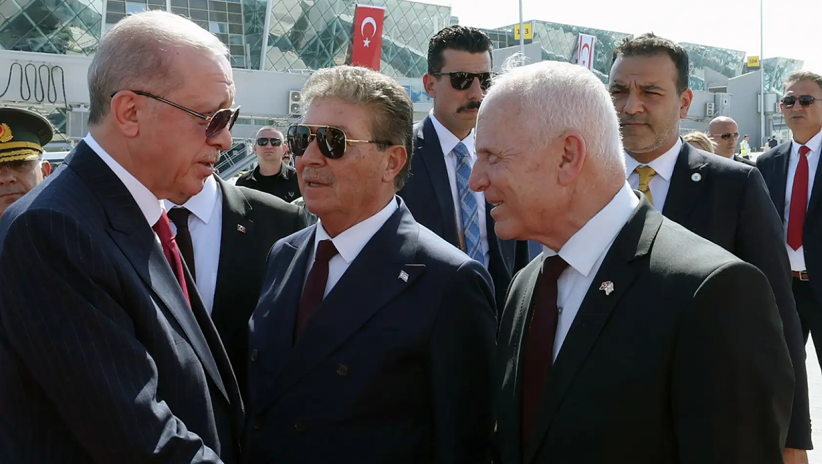 Cumhurbaşkanı Erdoğan KKTC'den ayrıldı