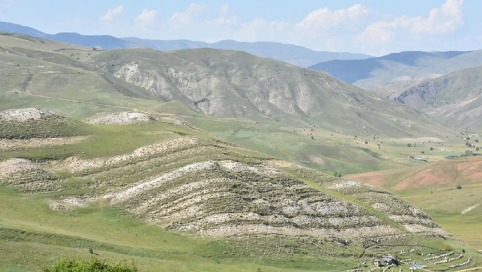 Doğu Karadeniz'de denizden sonra karada da petrol umudu