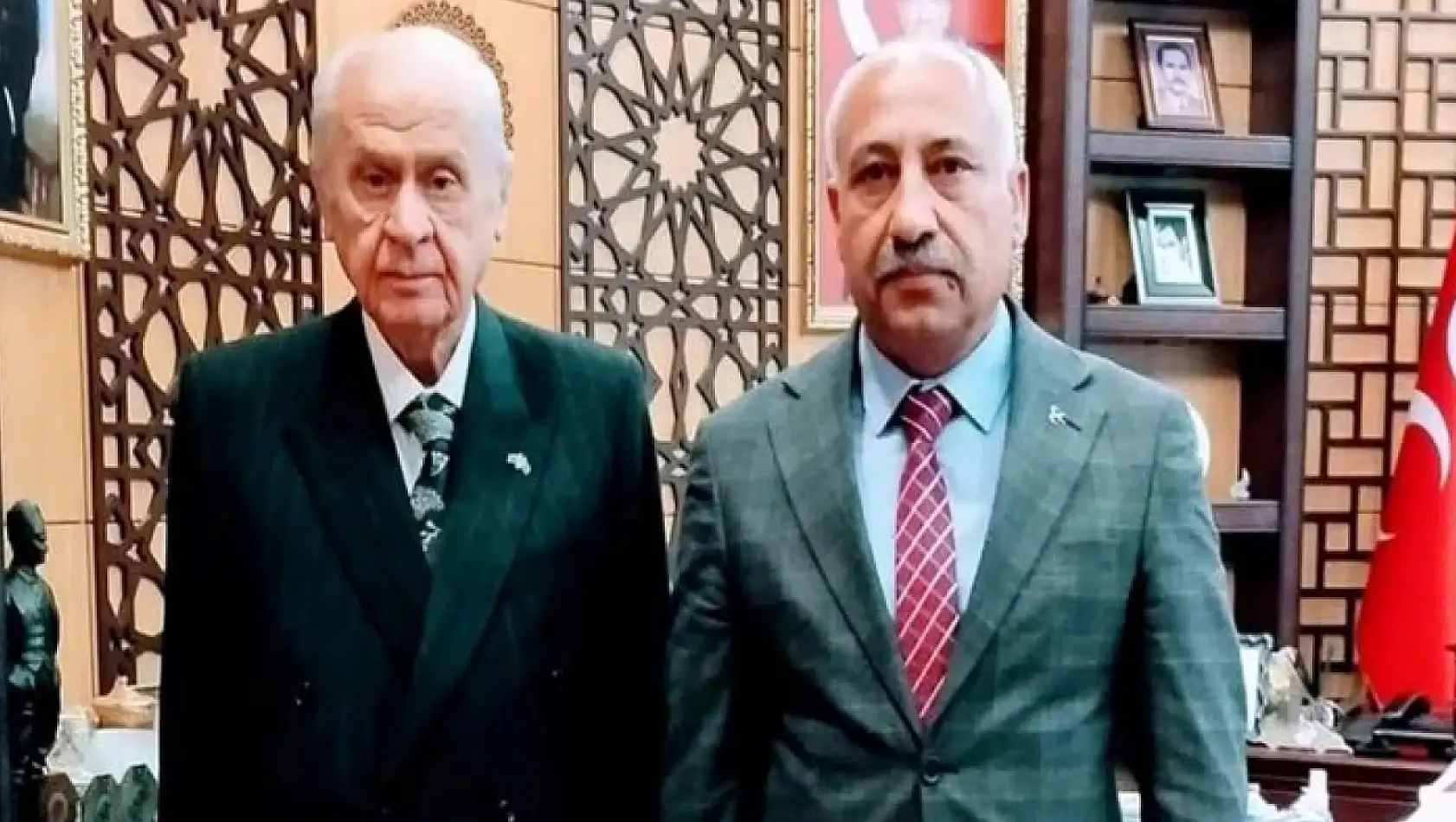 Güngöralp'ten Bahçeli'ye 28. yıl kutlaması