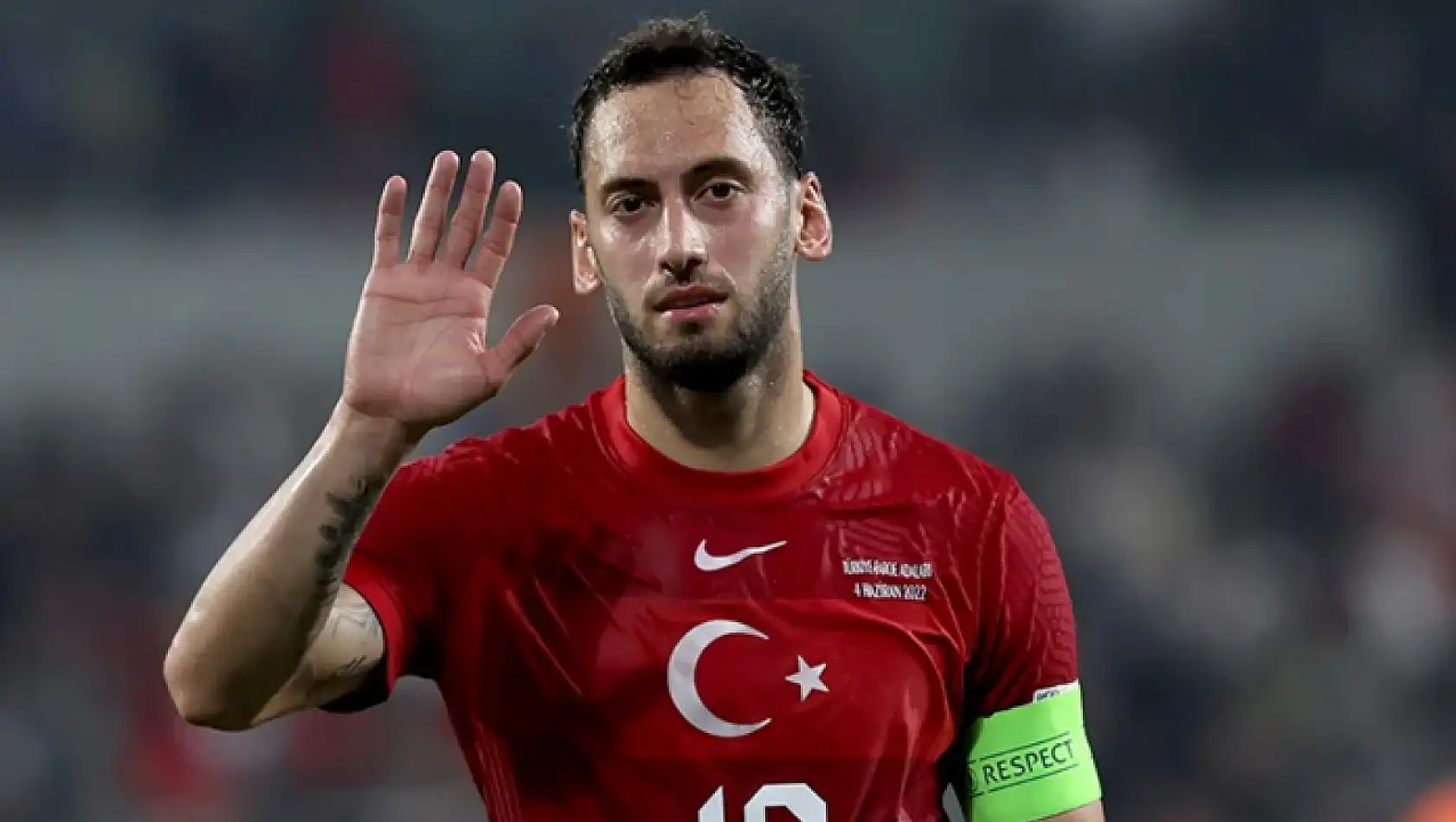 Hakan Çalhanoğlu: 'İnsanlarımızı sokakta görmek bizi daha çok mutlu ediyor'