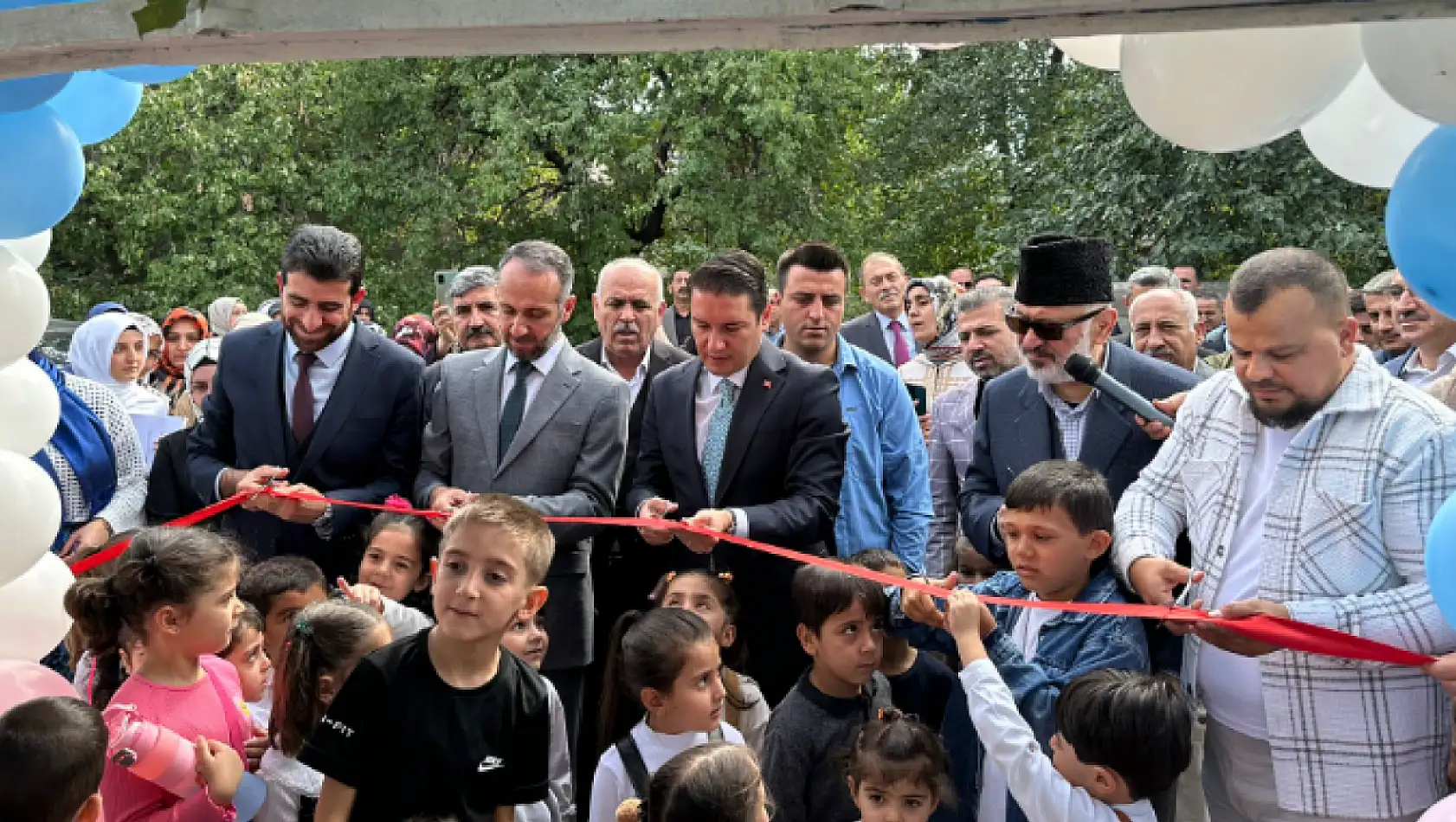 Konya'lı iş insanından Tuşba'ya Kur'an Kursu desteği